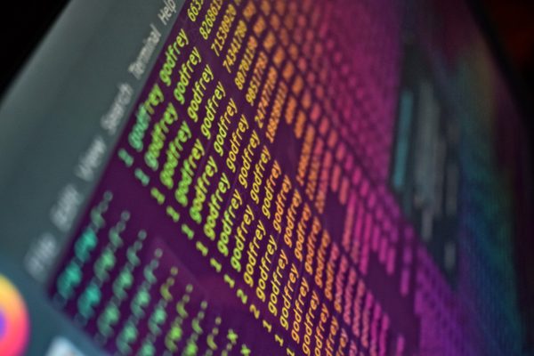 视频编码技术示意图，展示H.265与AV1编码格式对比，数据流可视化，蓝绿色科技风格